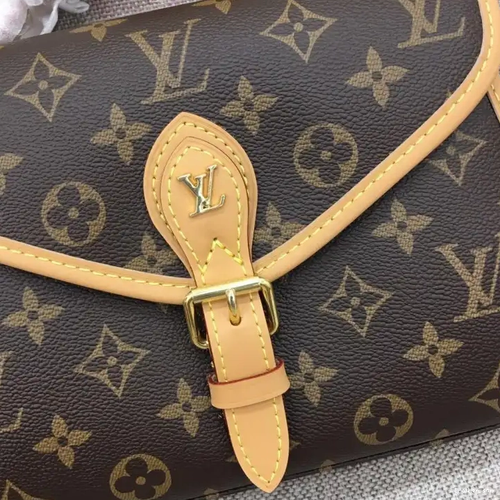 Brother sam LV Bags 19B570320 0816